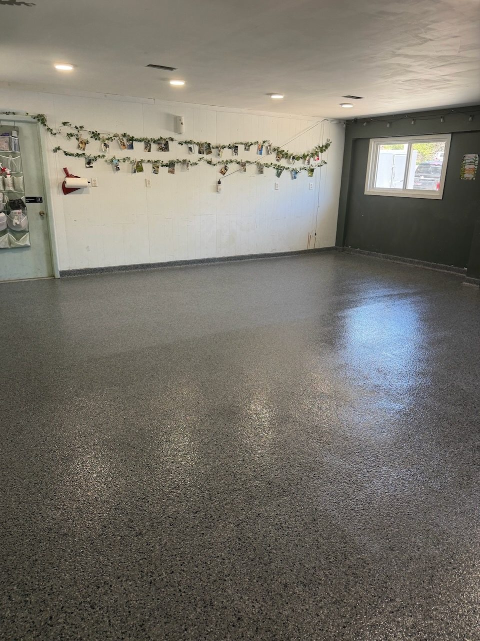 Finished basement · flake floor — after coating
